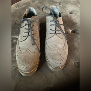 Gray suede oxfords from 🇮🇹.  Brand new